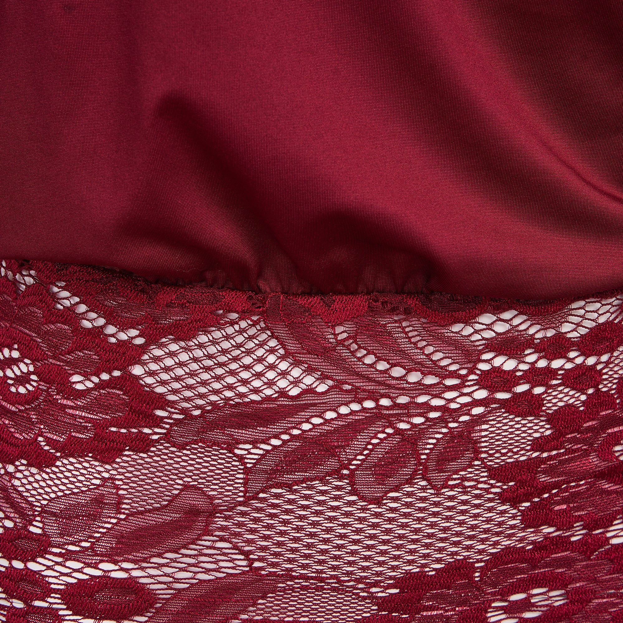 Asymmetric lace top – Julie